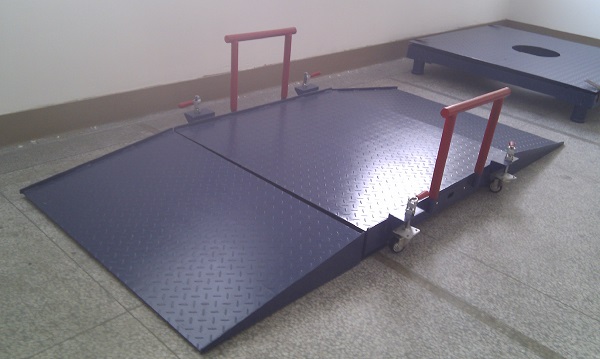 3噸帶（dài）斜坡電子地磅 3t超低台（tái）麵地秤